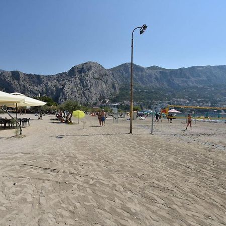 Apartment Vicko Omiš Екстериор снимка