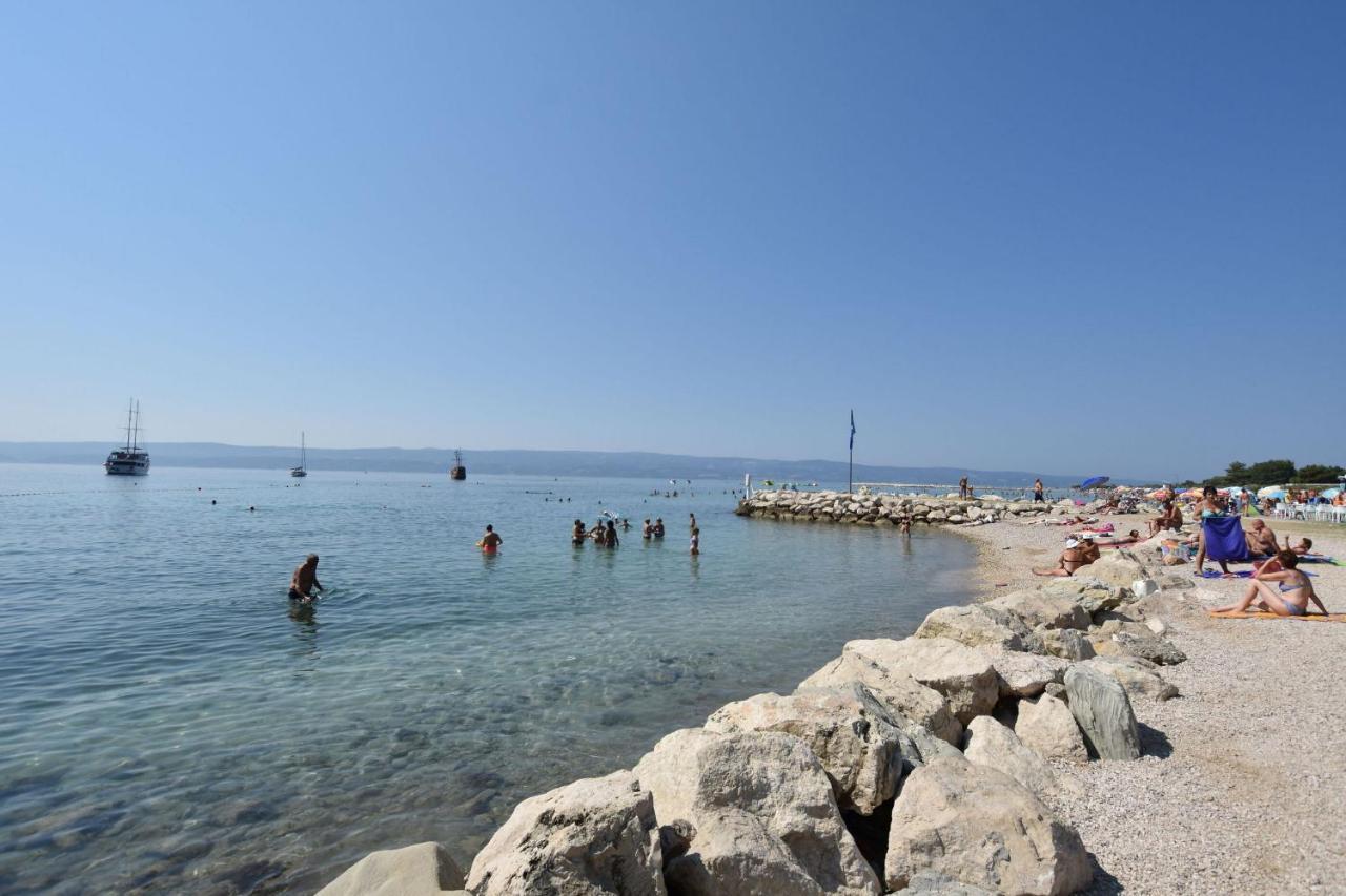 Apartment Vicko Omiš Екстериор снимка