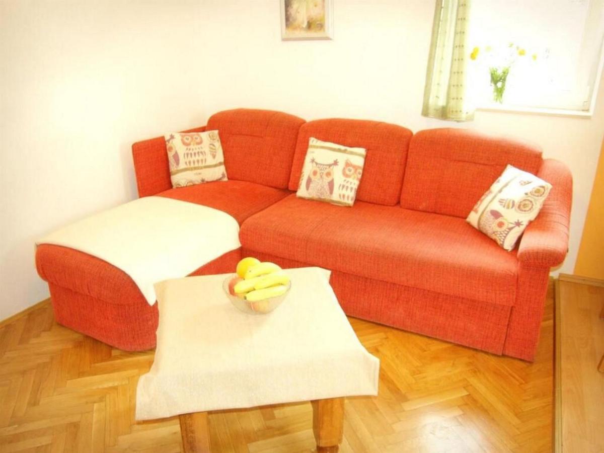 Apartment Vicko Omiš Екстериор снимка